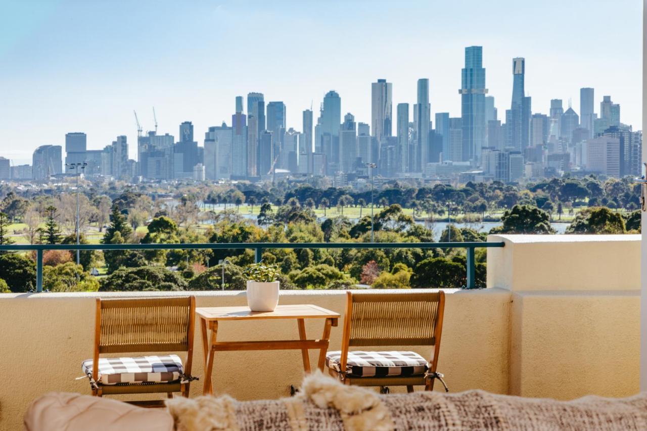 Spectacular Views Over Albert Park Melbourne Exteriér fotografie
