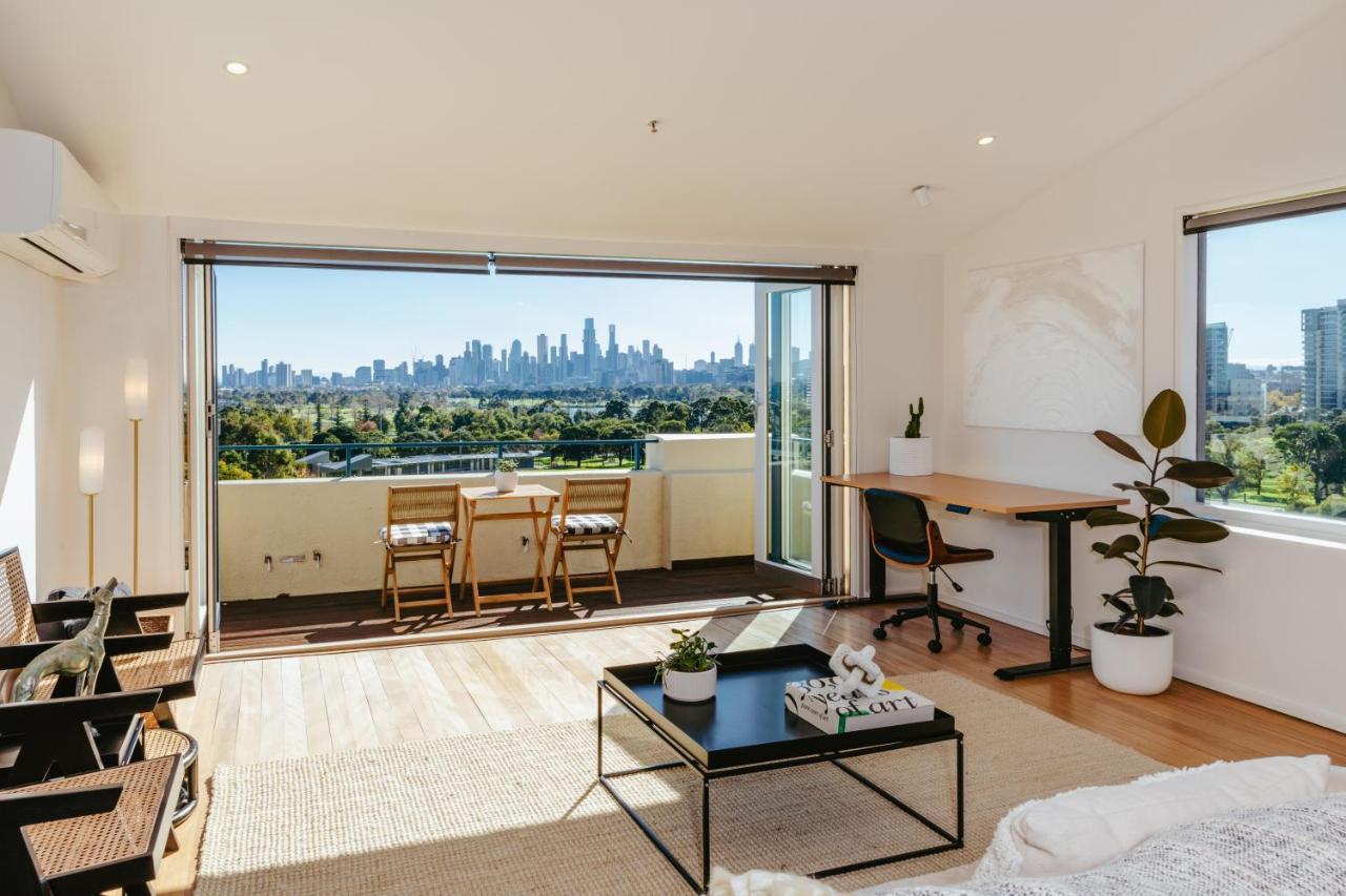 Spectacular Views Over Albert Park Melbourne Exteriér fotografie