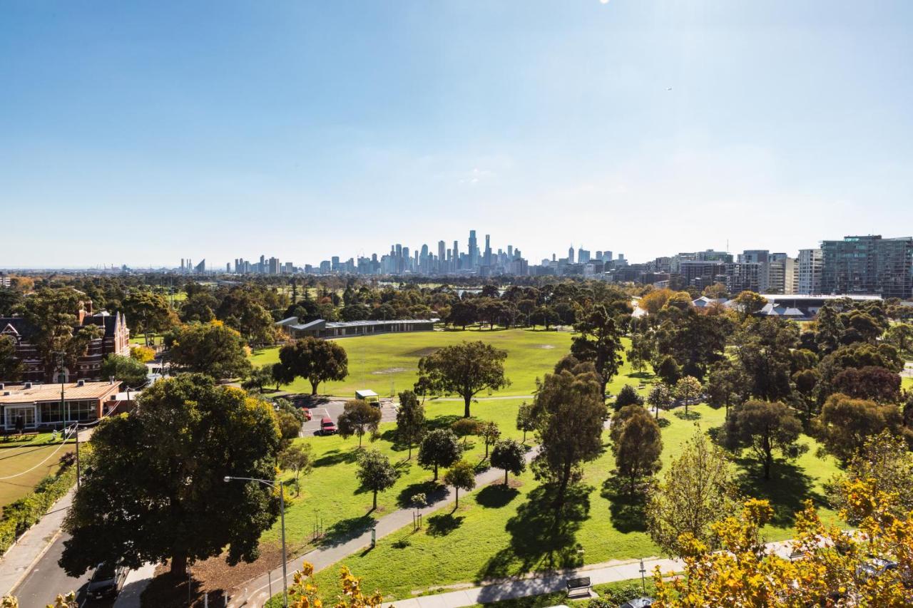 Spectacular Views Over Albert Park Melbourne Exteriér fotografie